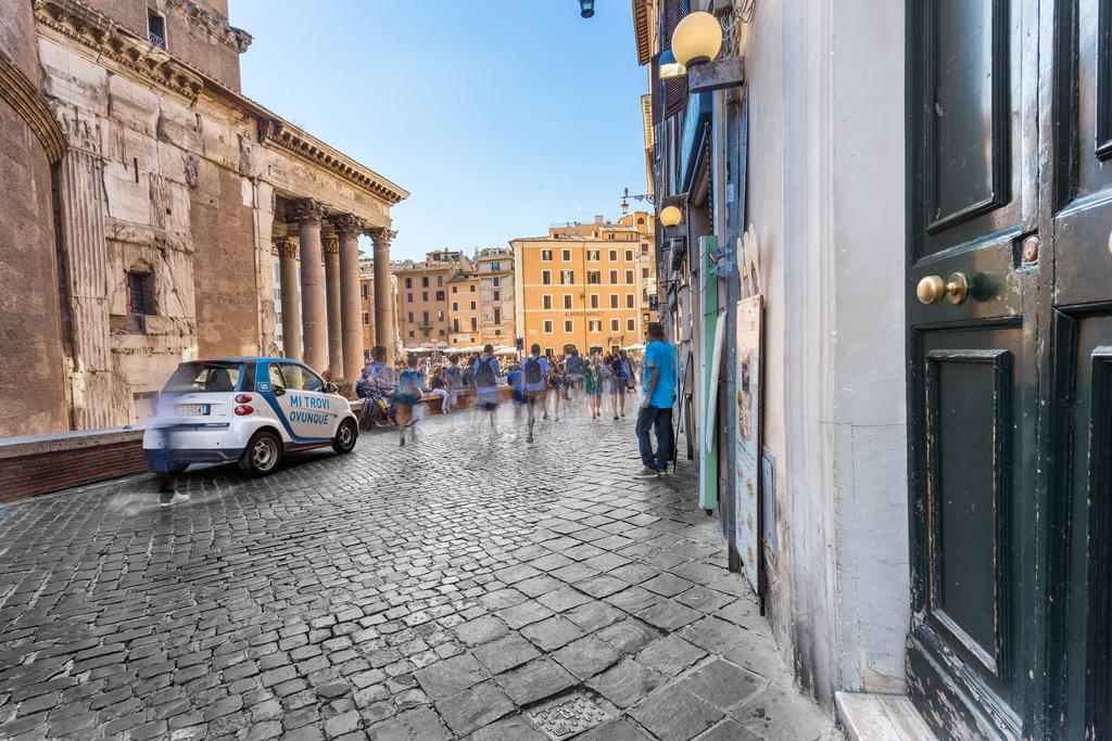 Hub Pantheon — Photos 1